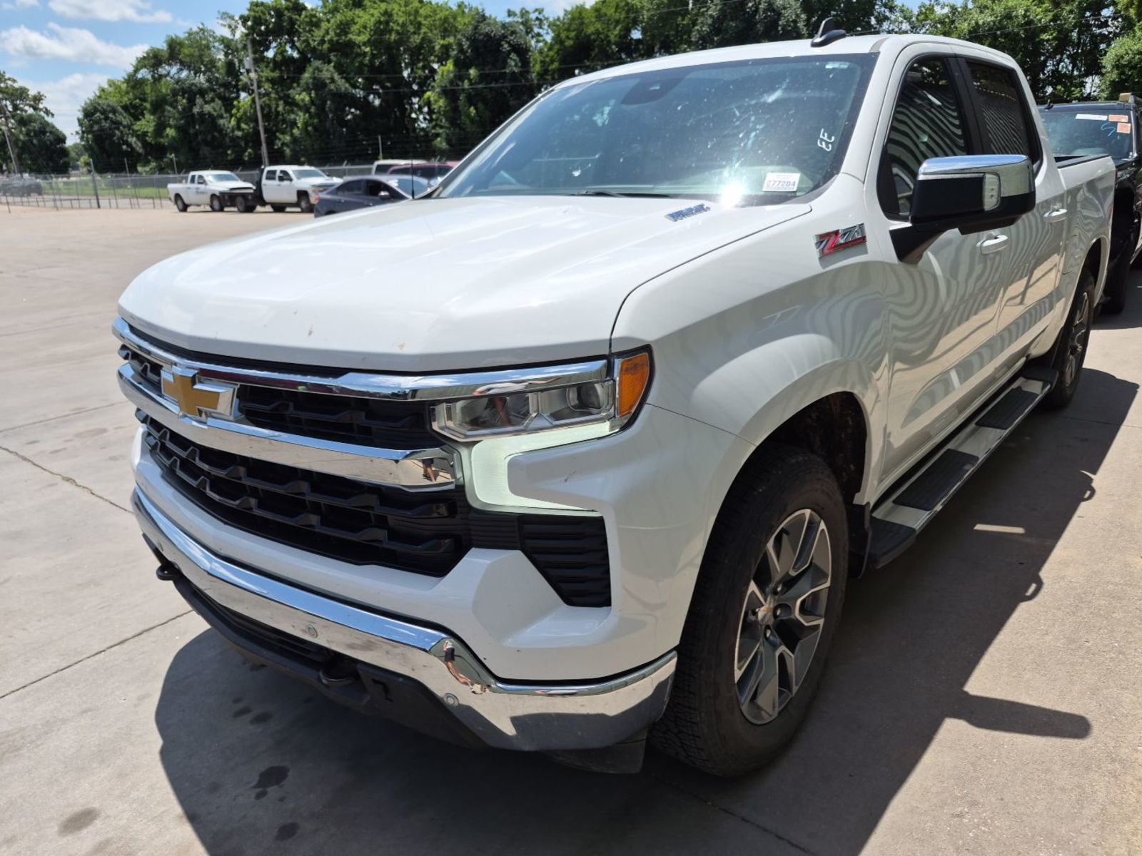 2025 Chevrolet Silverado 1500  LT AWD