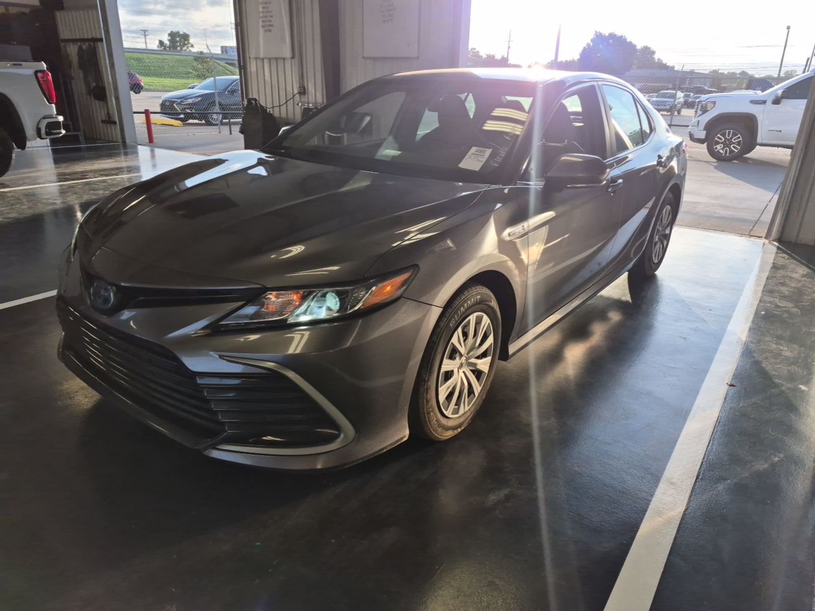 2021 Toyota Camry   FWD