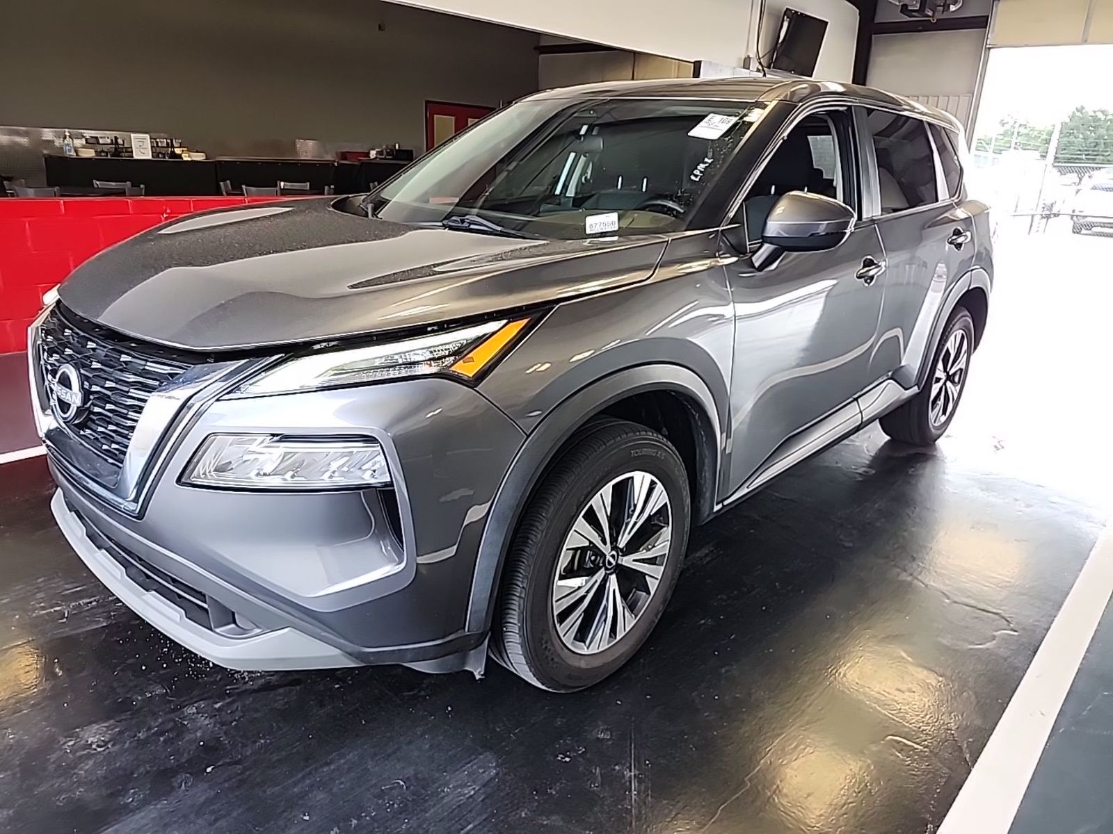2022 Nissan Rogue SV FWD
