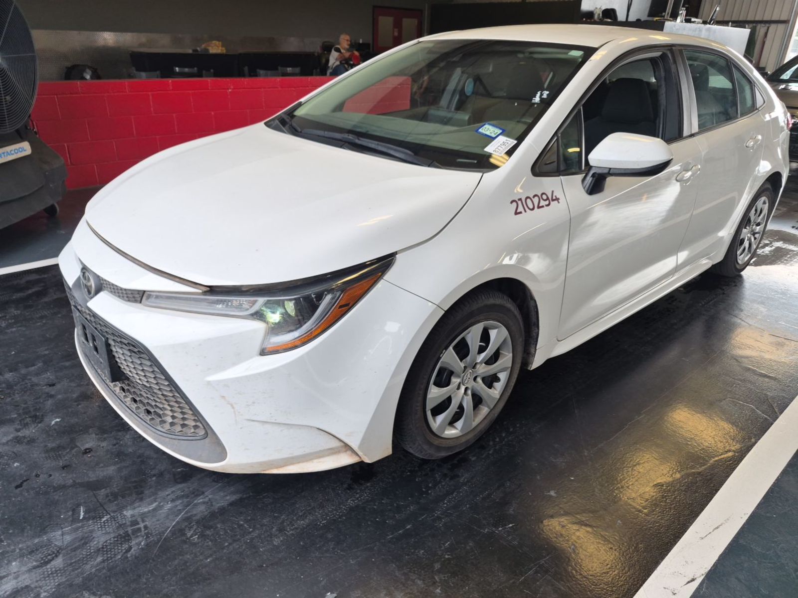 2022 Toyota Corolla  LE FWD