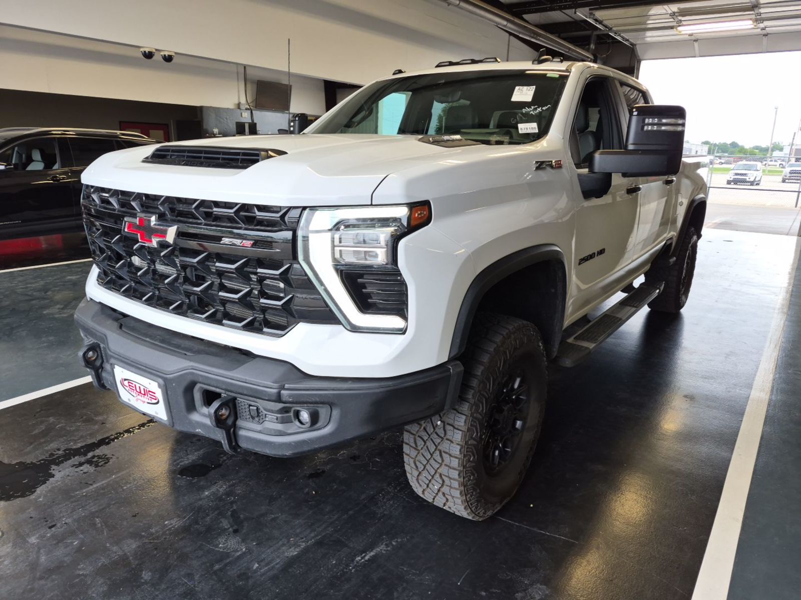 2024 Chevrolet Silverado 2500   AWD
