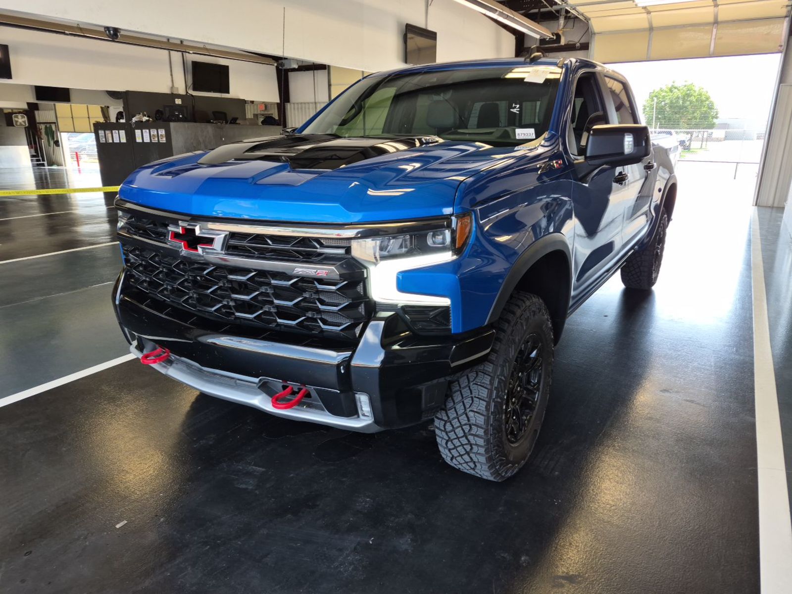 2023 Chevrolet Silverado 1500  ZR2 AWD