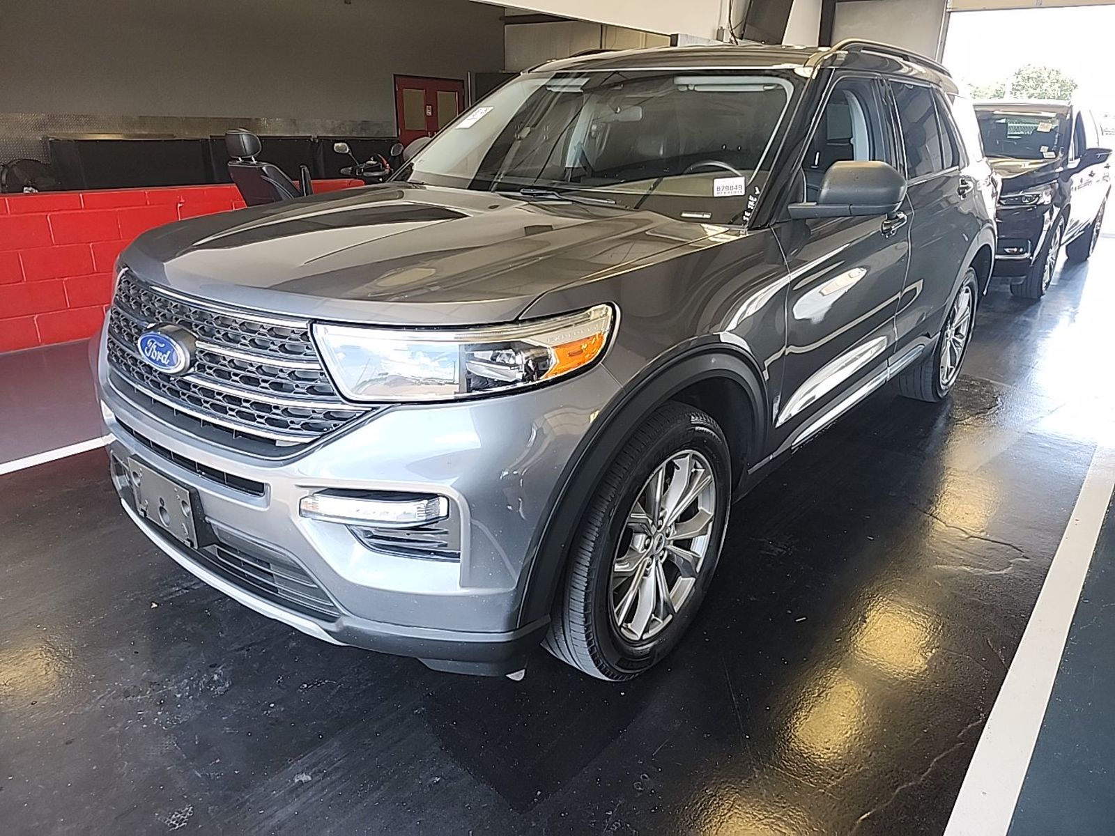 2023 Ford Explorer  XLT AWD