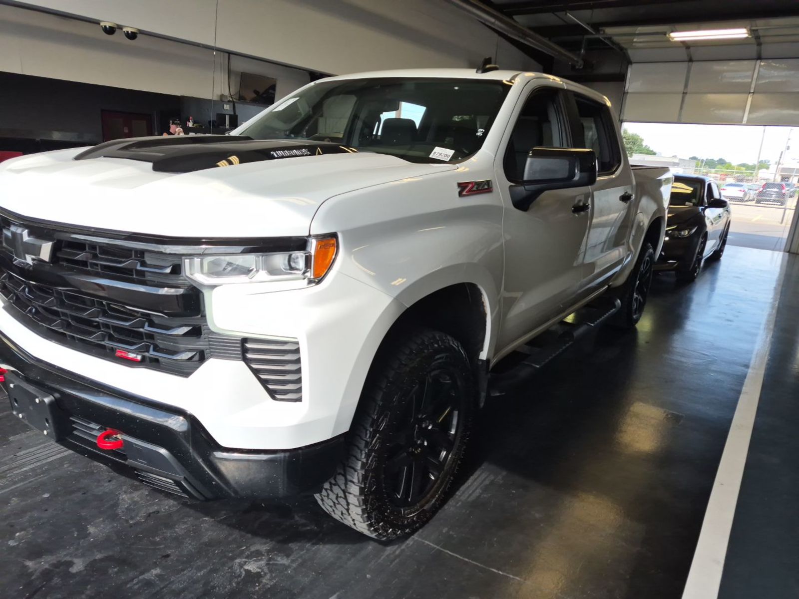 2025 Chevrolet Silverado 1500   AWD