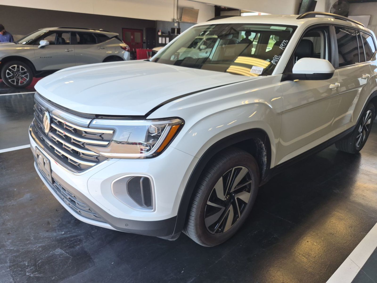 2025 Volkswagen Atlas   FWD