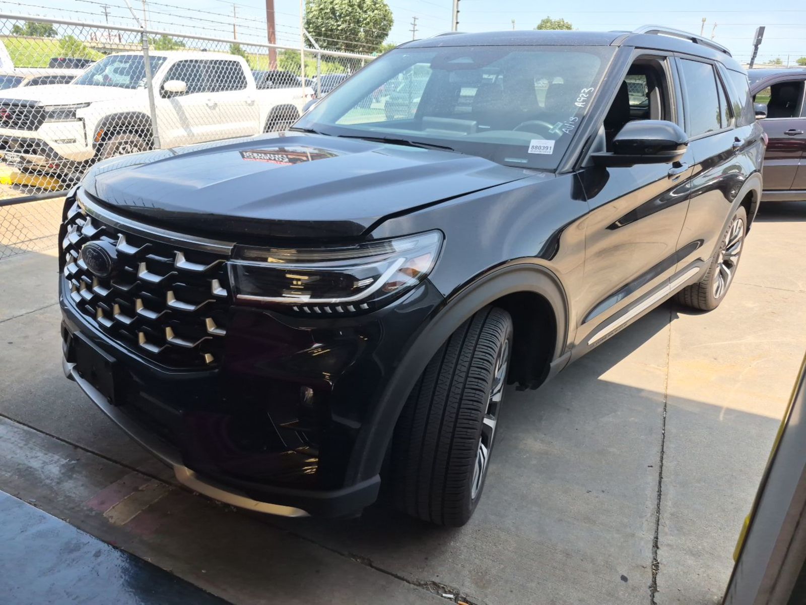 2025 Ford Explorer  Platinum AWD