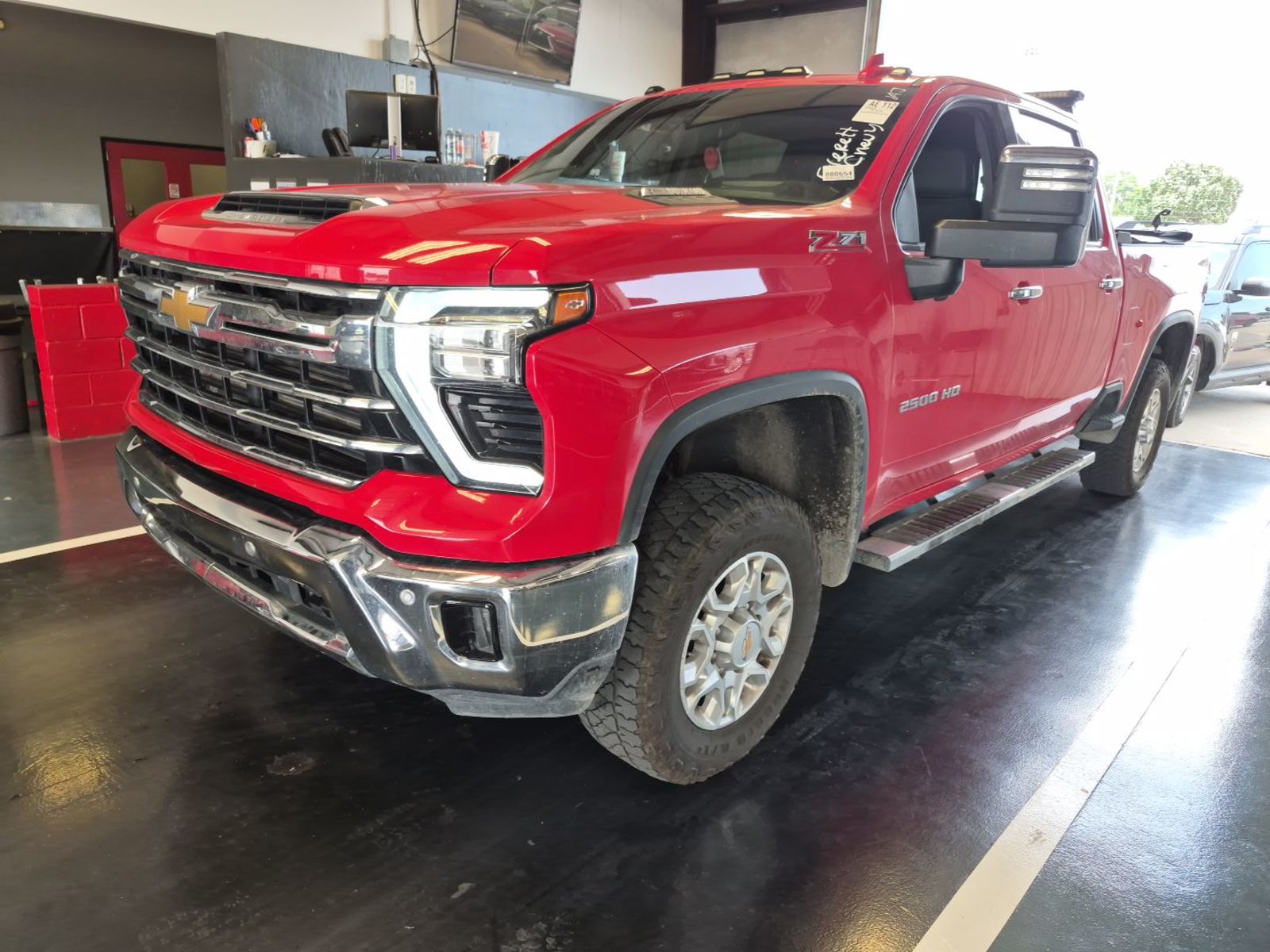 2024 Chevrolet Silverado 2500   AWD