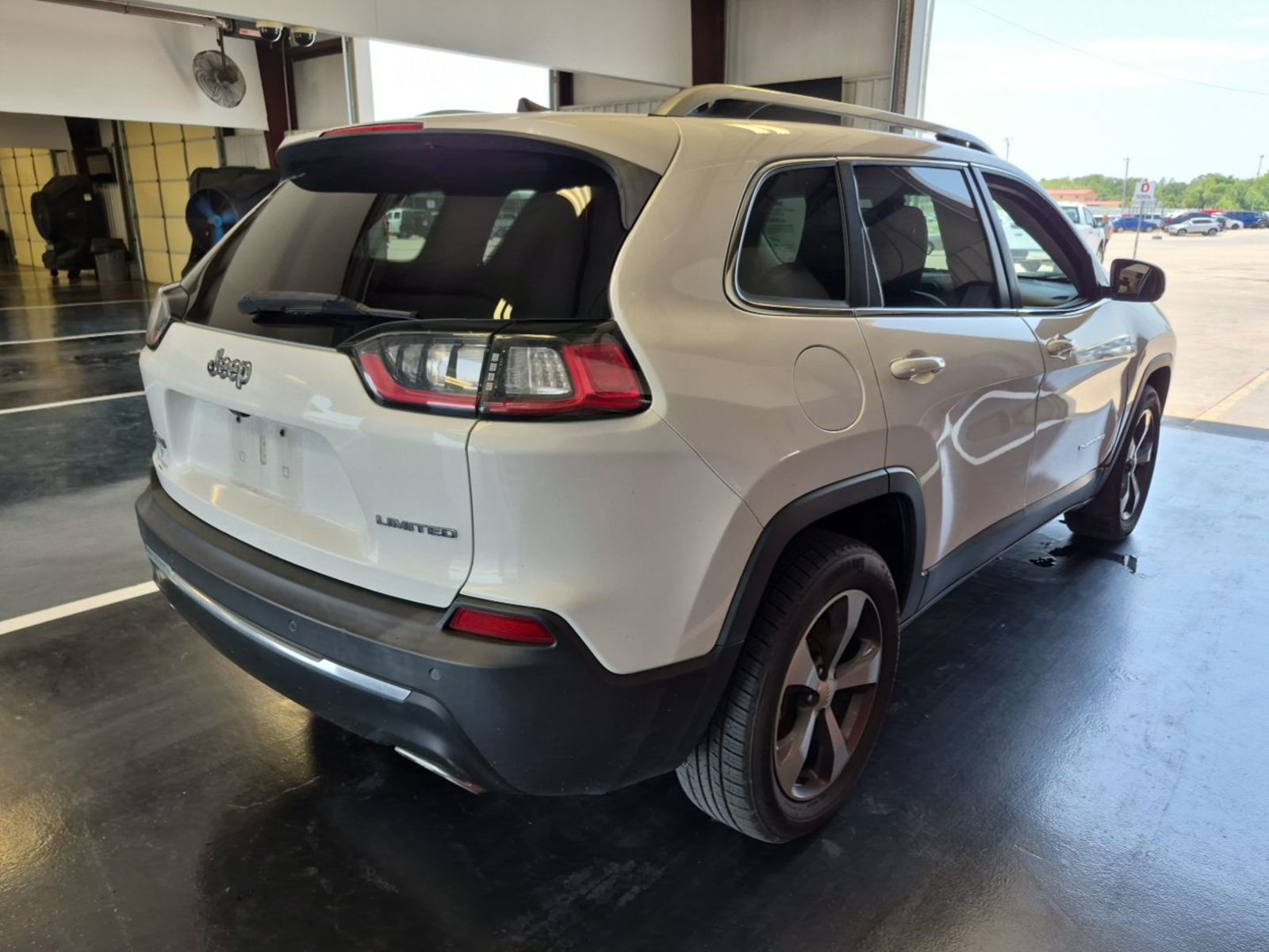 2019 Jeep Cherokee  Limited AWD