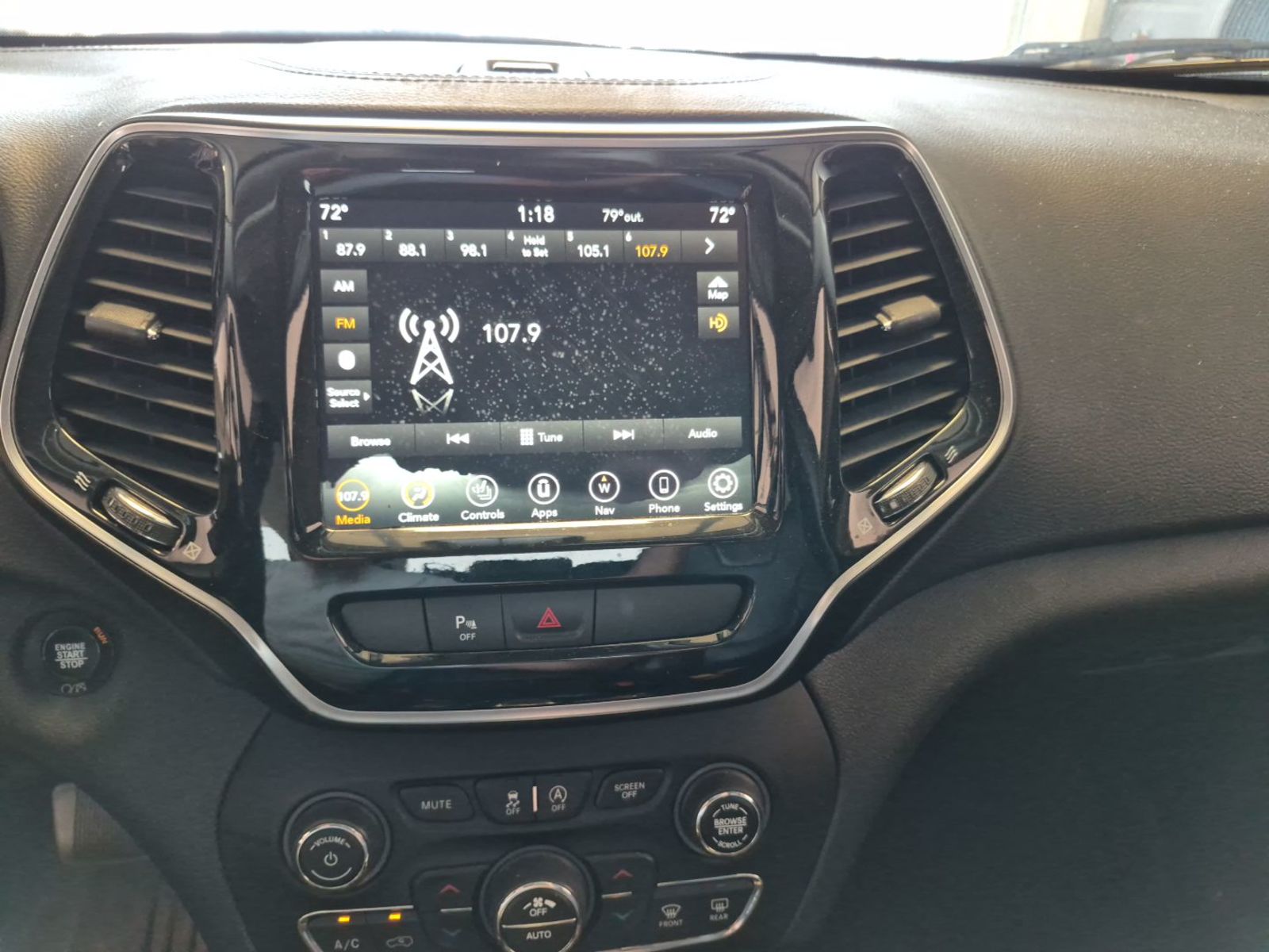 2019 Jeep Cherokee  Limited AWD