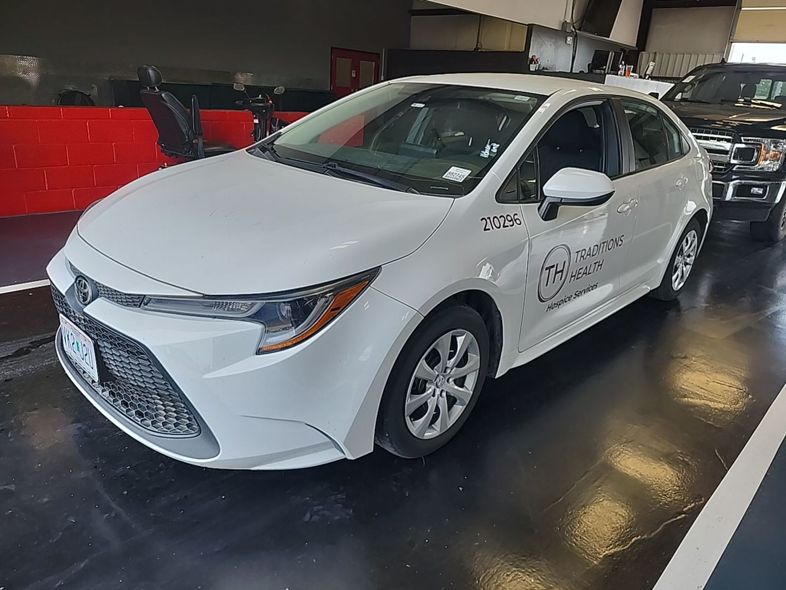 2022 Toyota Corolla  LE FWD
