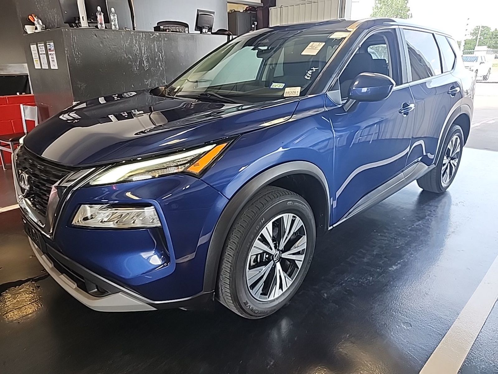 2023 Nissan Rogue SV AWD