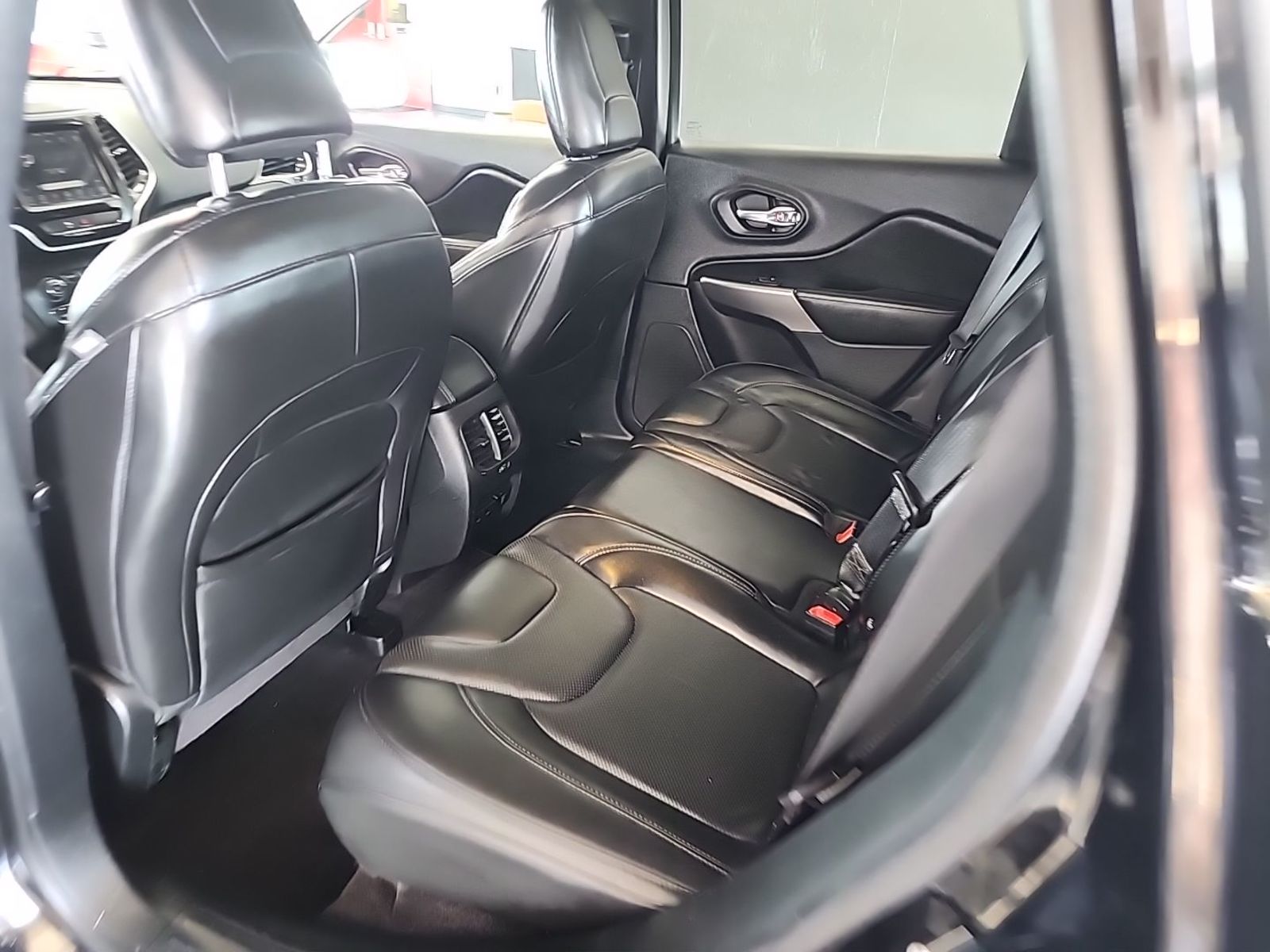 2019 Jeep Cherokee  Limited AWD