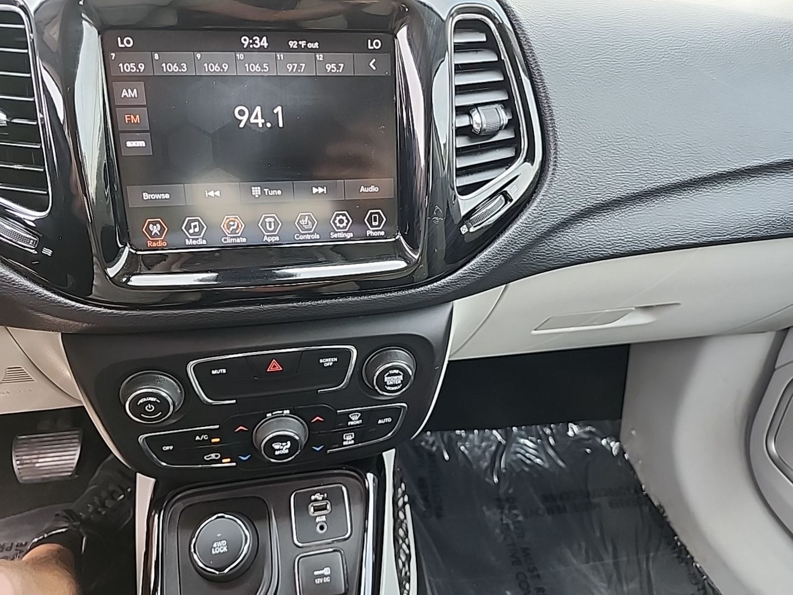 2020 Jeep Compass  Limited AWD