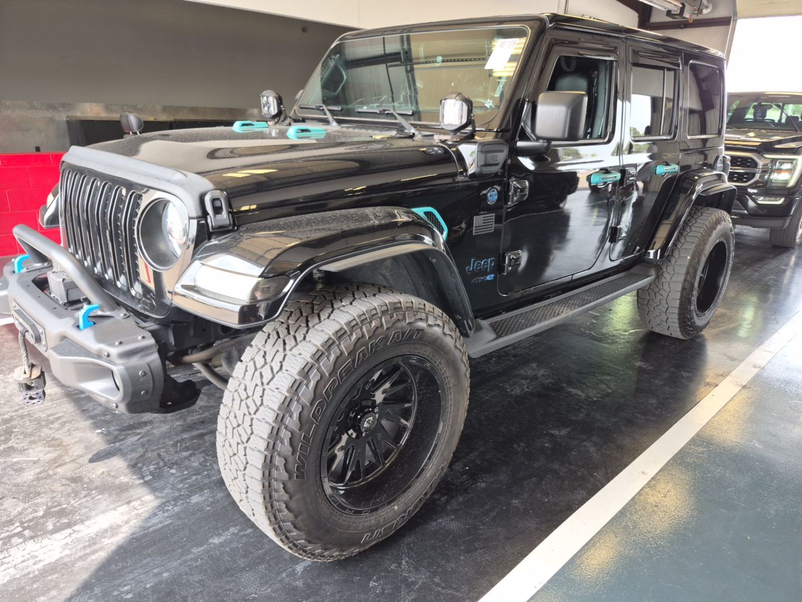 2022 Jeep Wrangler   AWD