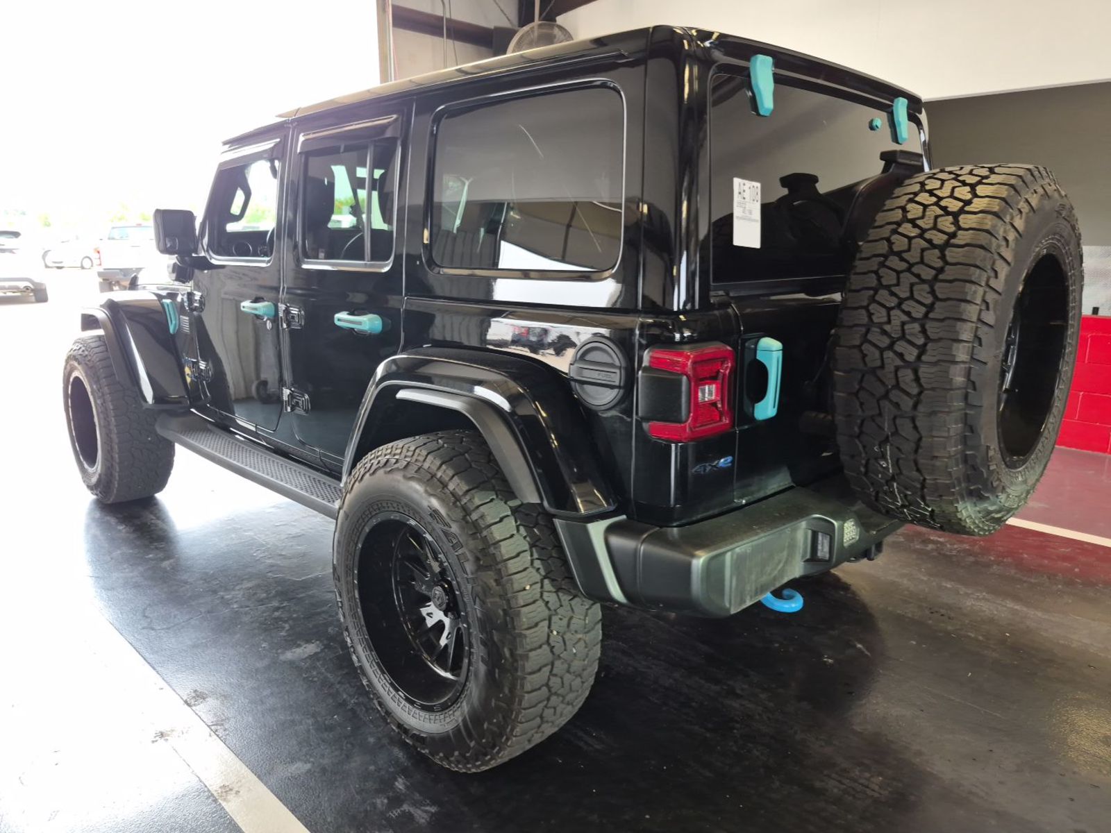 2022 Jeep Wrangler   AWD