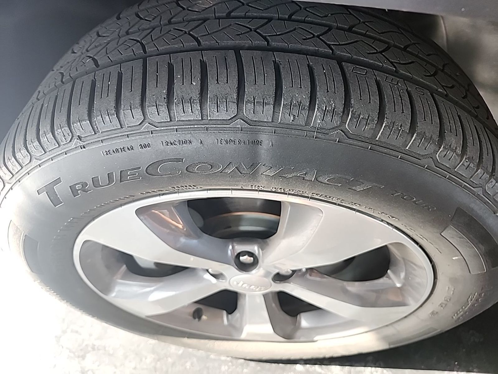 2019 Jeep Cherokee  Limited AWD