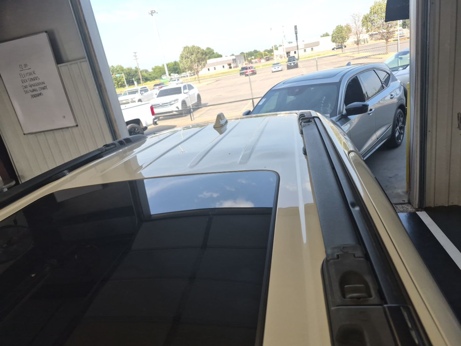 2022 Chrysler Pacifica  Limited FWD