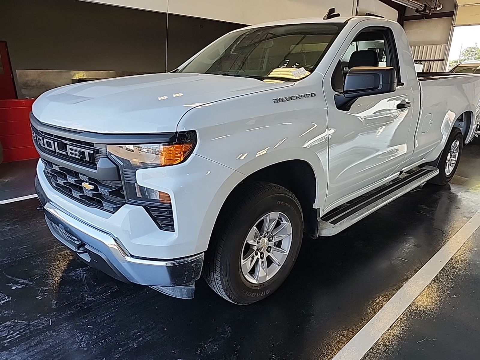 2025 Chevrolet Silverado 1500   RWD