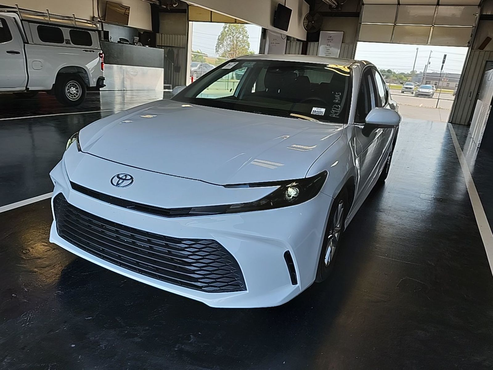 2025 Toyota Camry   FWD