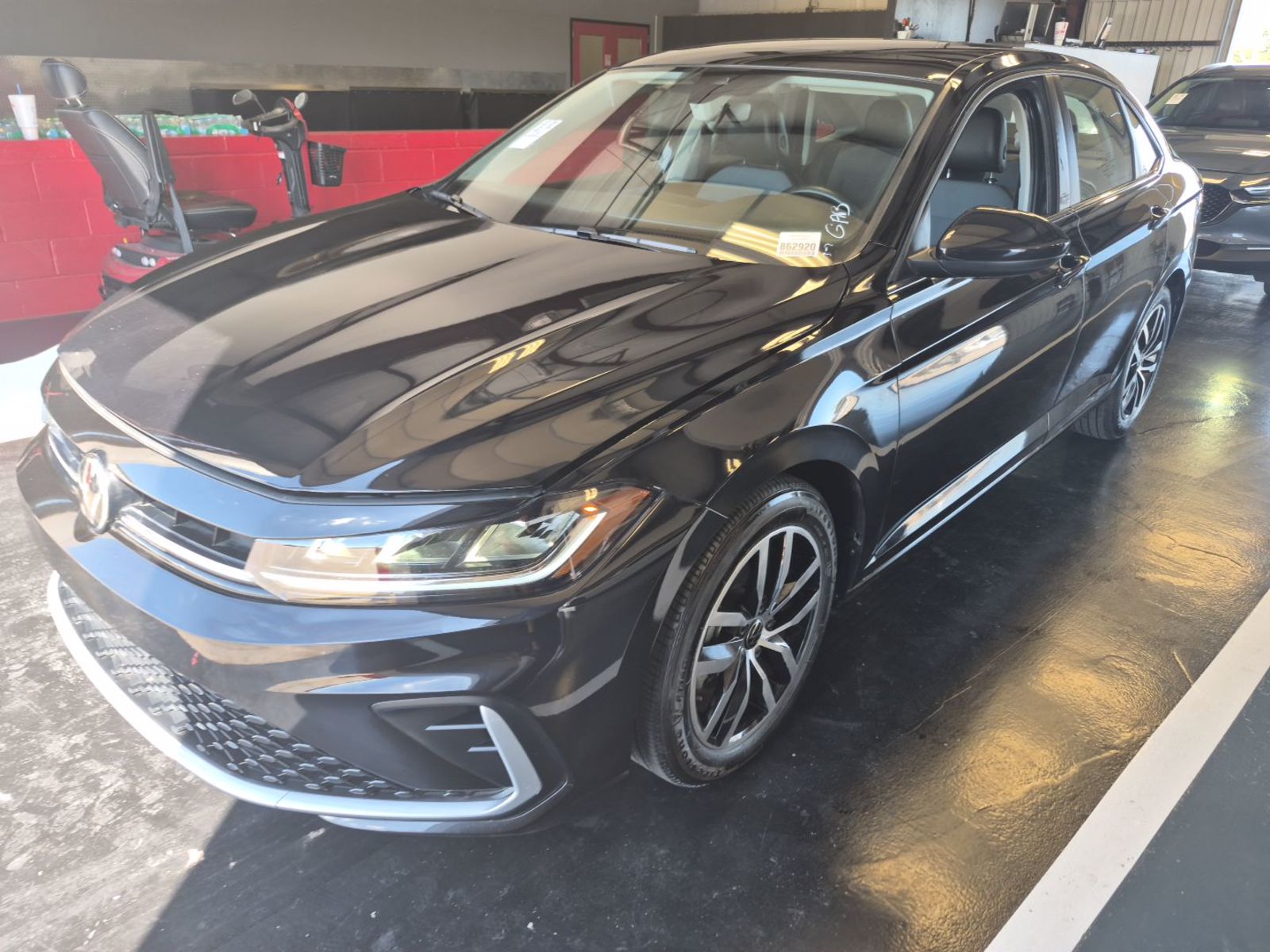 2025 Volkswagen Jetta  SE FWD