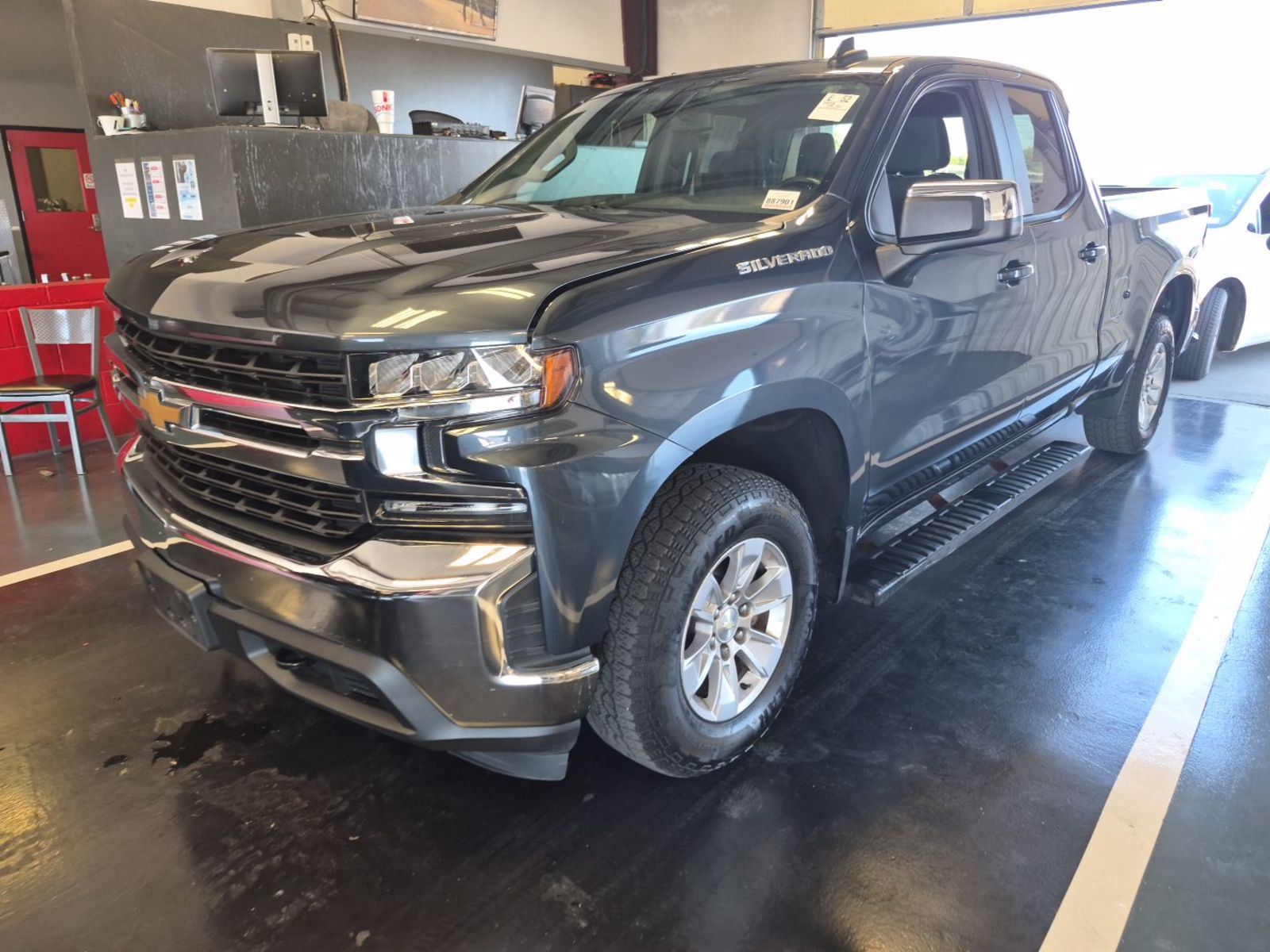 2019 Chevrolet Silverado 1500  LT AWD