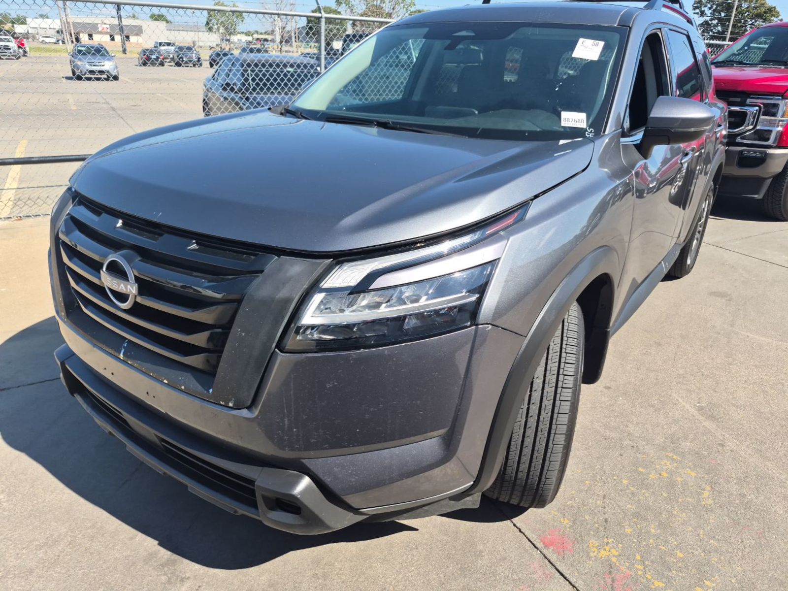 2022 Nissan Pathfinder SV FWD