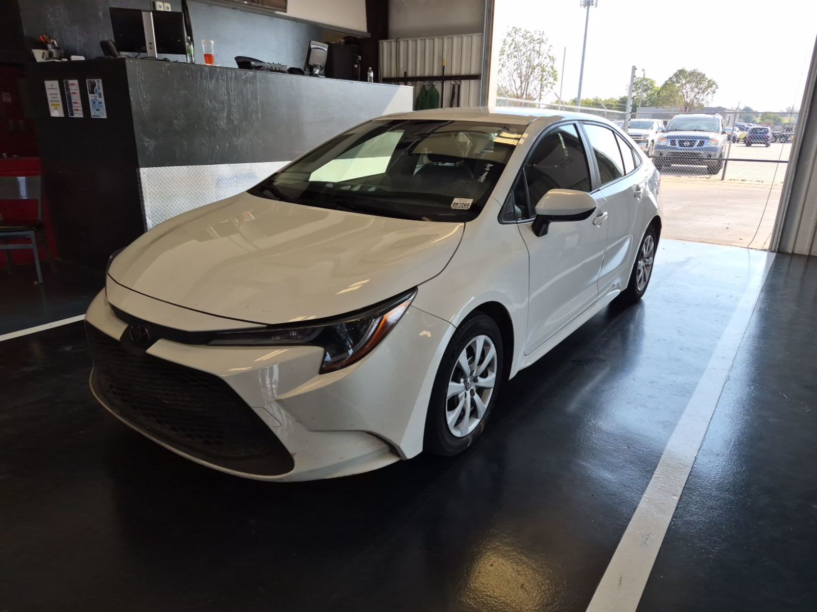 2022 Toyota Corolla  LE FWD