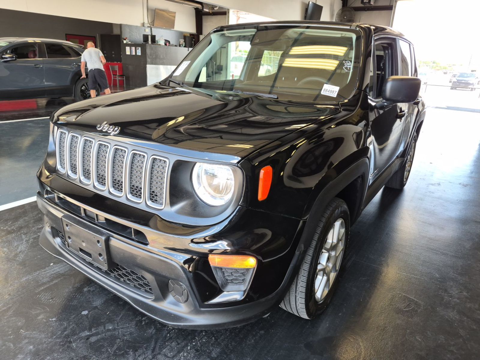 2023 Jeep Renegade  Latitude AWD