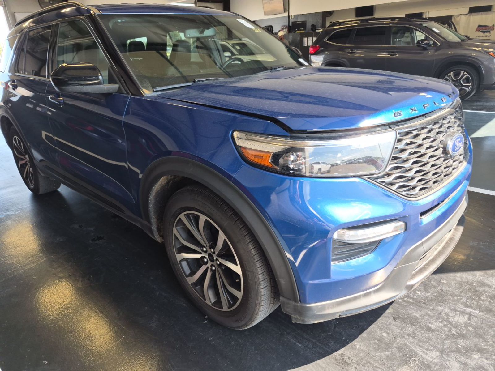 2023 Ford Explorer  ST AWD
