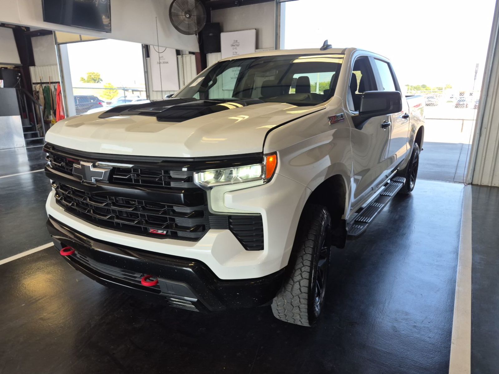 2024 Chevrolet Silverado 1500   AWD