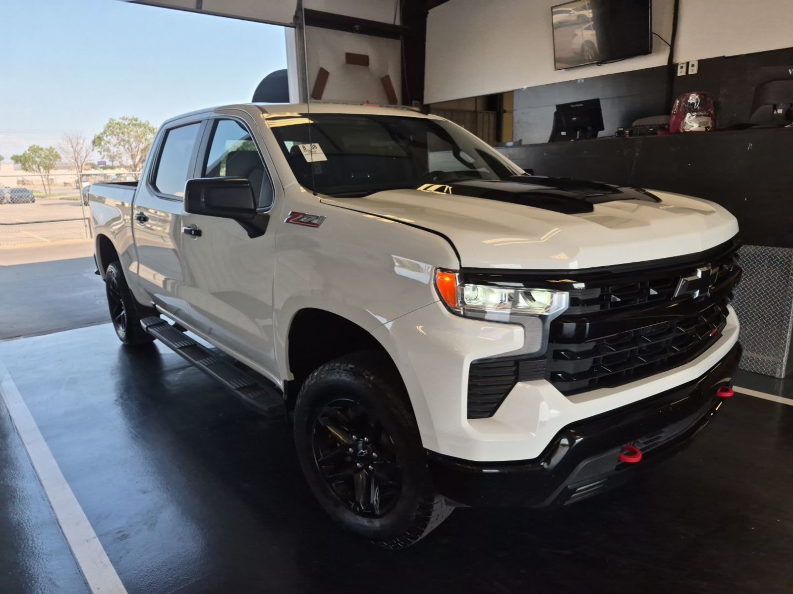 2024 Chevrolet Silverado 1500   AWD