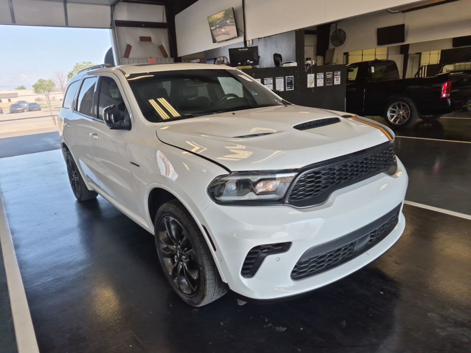 2023 Dodge Durango   AWD