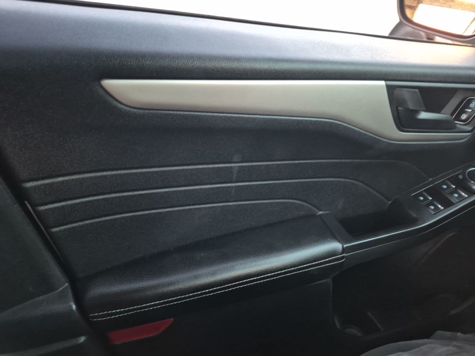 2022 Ford Escape  SE FWD