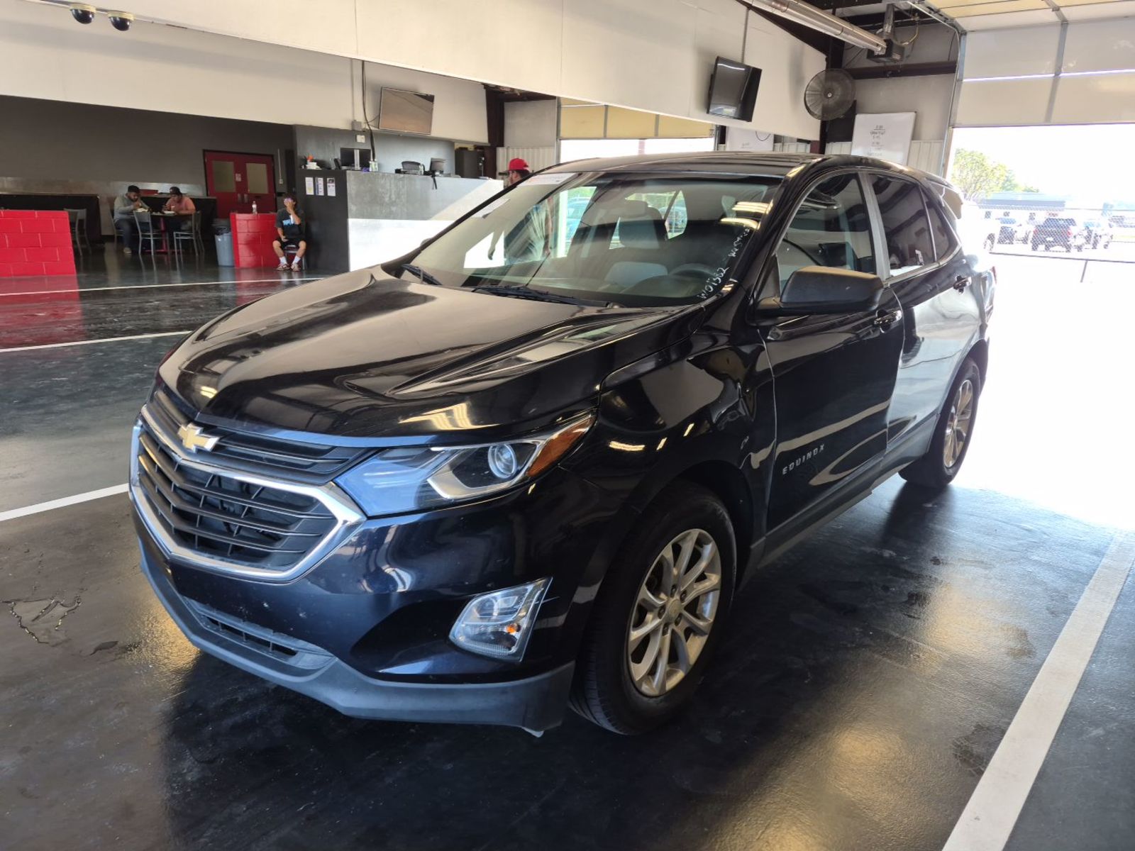 2020 Chevrolet Equinox  LS FWD