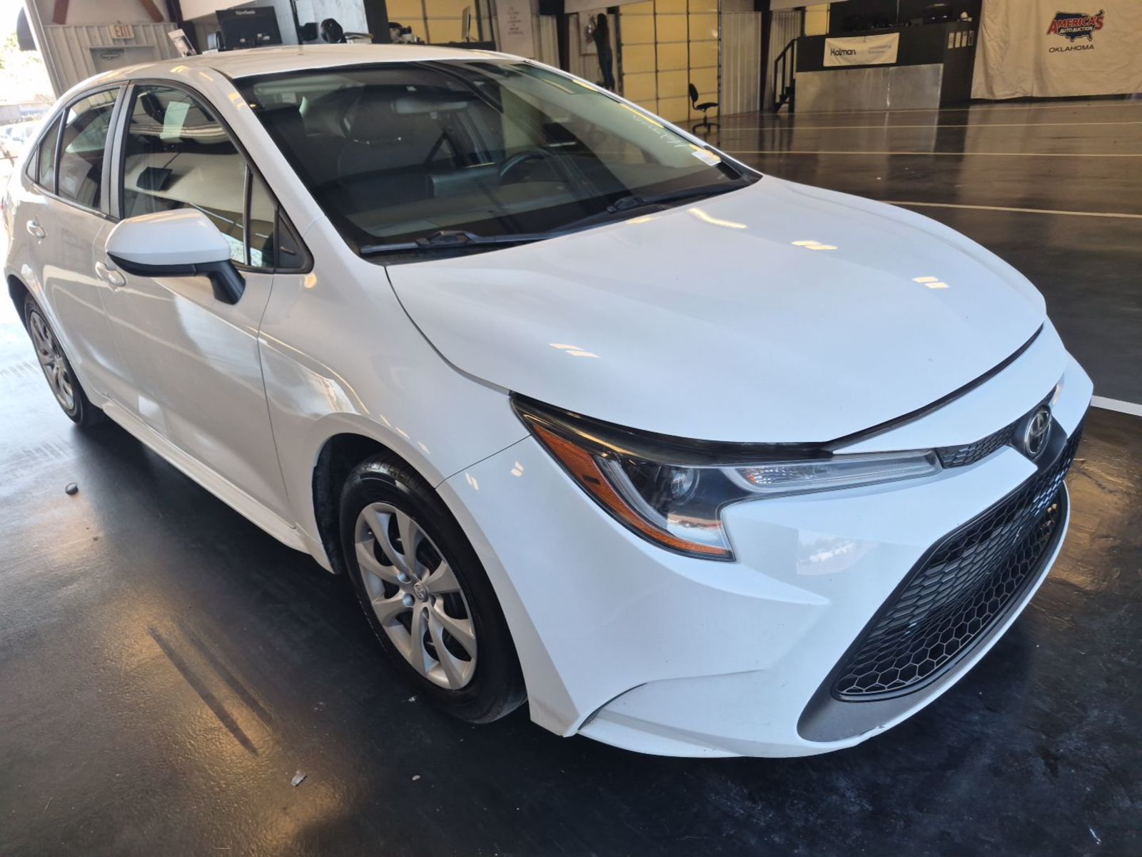 2022 Toyota Corolla  LE FWD
