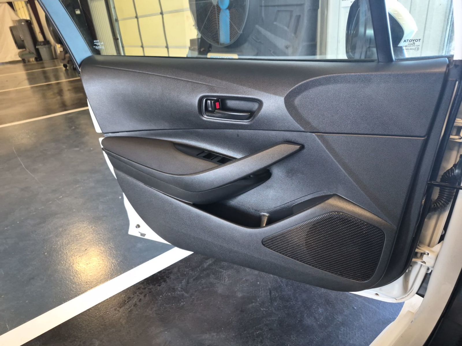 2022 Toyota Corolla  LE FWD