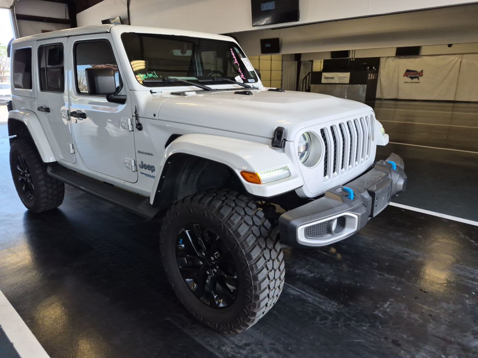 2022 Jeep Wrangler   AWD