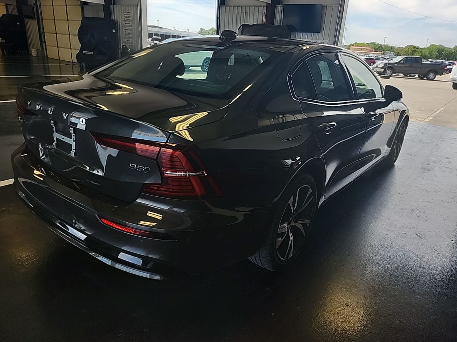 2024 Volvo S60   AWD