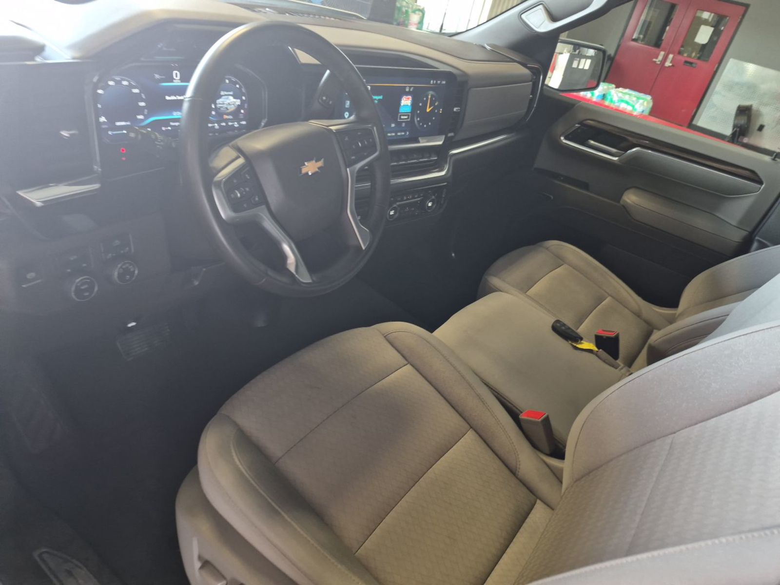 2025 Chevrolet Silverado 1500  LT AWD