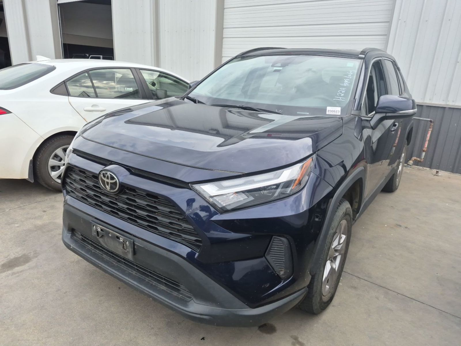 2023 Toyota RAV4  XLE FWD