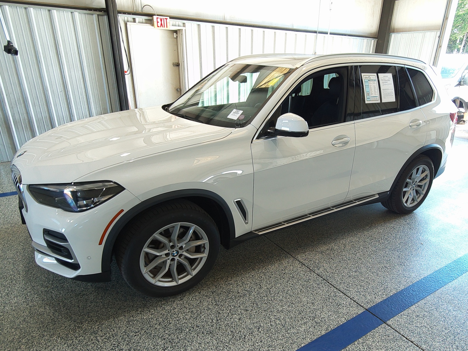 2023 BMW X5  XDrive40i AWD