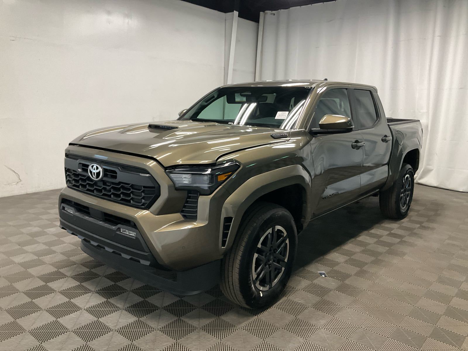 2025 Toyota Tacoma  TRD Sport Hybrid AWD
