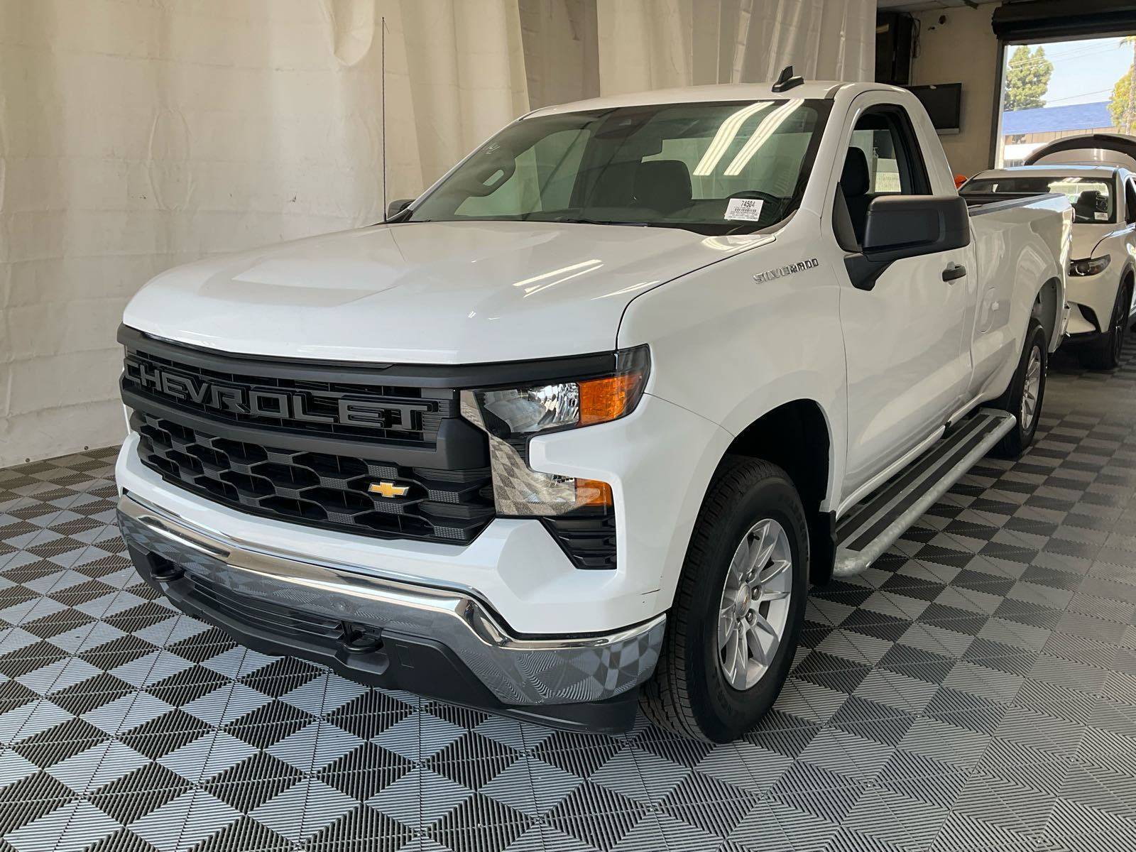 2025 Chevrolet Silverado 1500   RWD