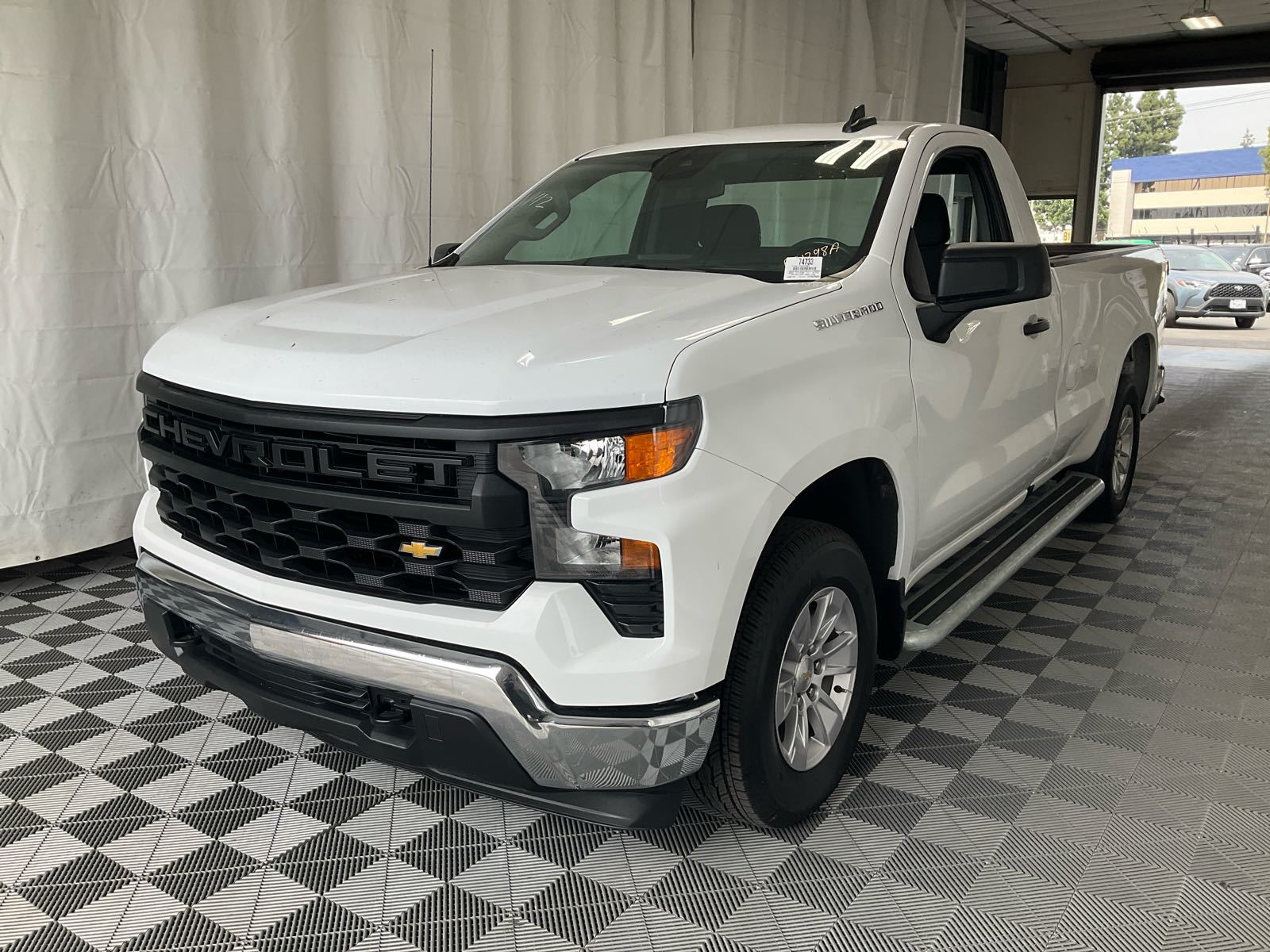 2025 Chevrolet Silverado 1500   RWD