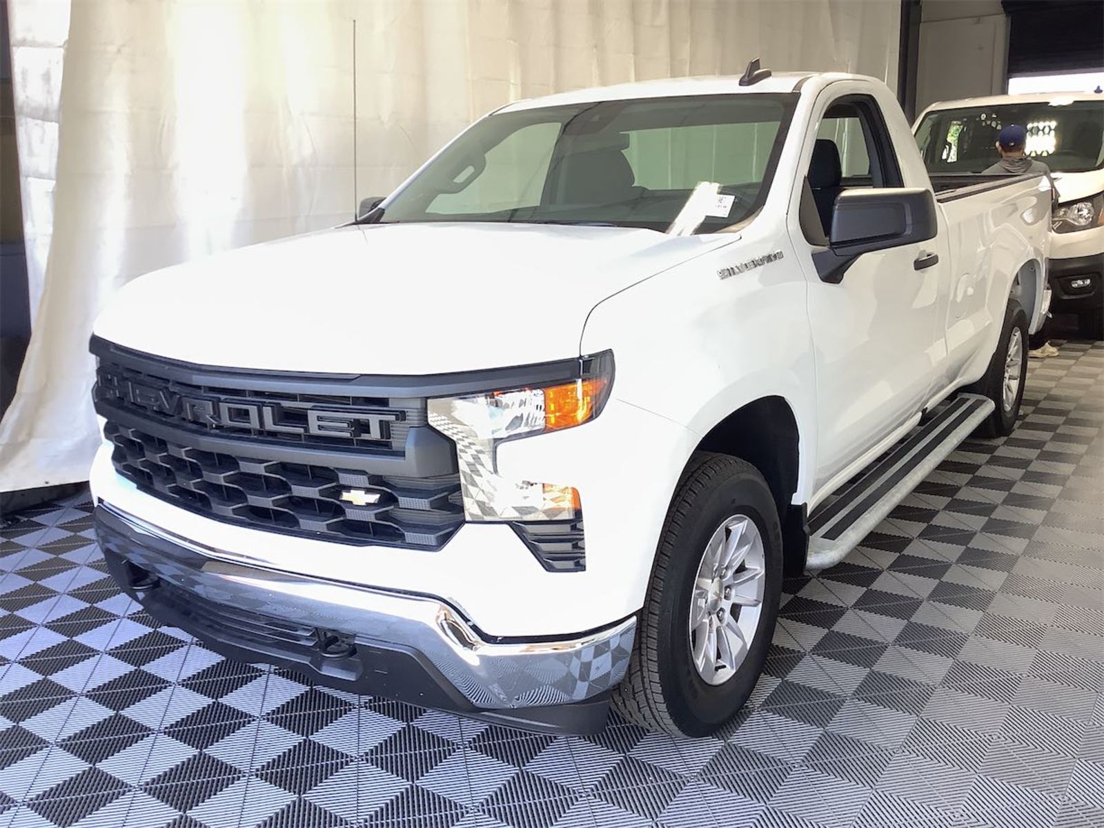 2025 Chevrolet Silverado 1500   RWD