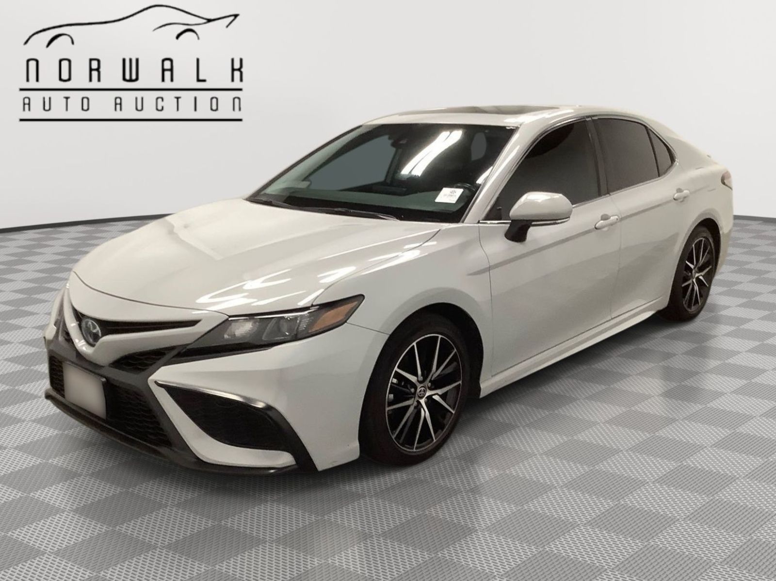 2023 Toyota Camry   FWD