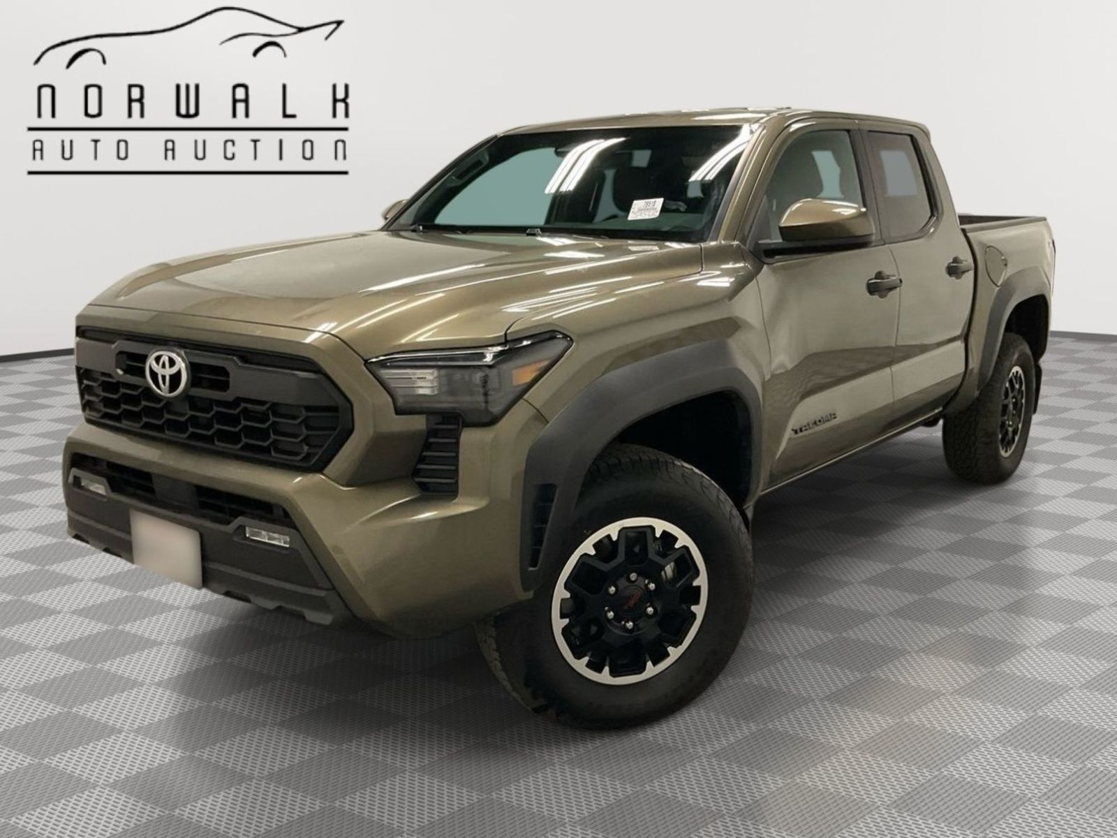 2025 Toyota Tacoma   AWD
