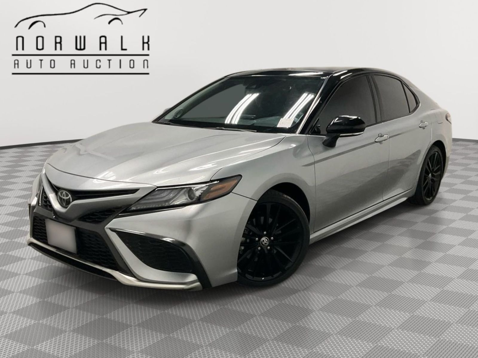 2024 Toyota Camry   FWD