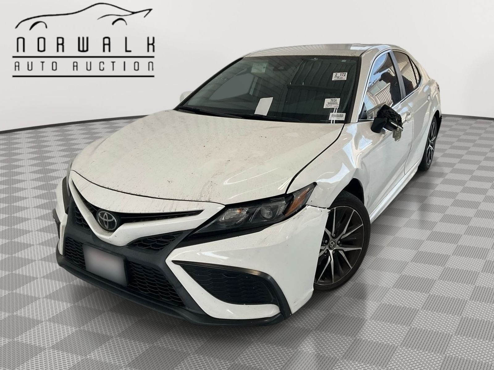2022 Toyota Camry  SE FWD
