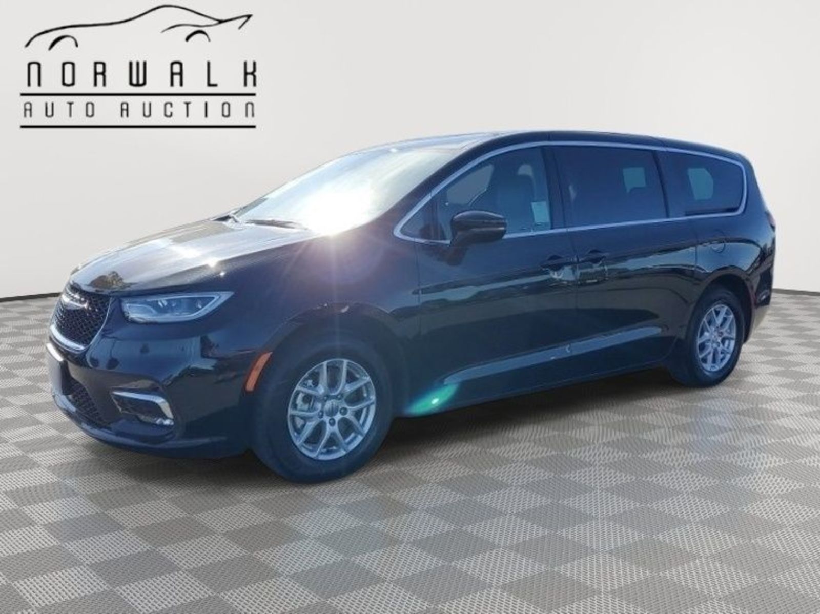 2025 Chrysler Pacifica  Select FWD